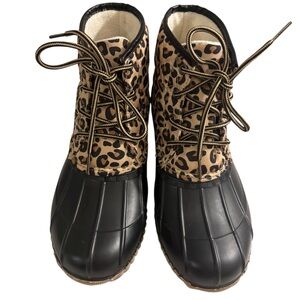 Leopard Print Women's Duck Ankle Winter Boots Size 9
